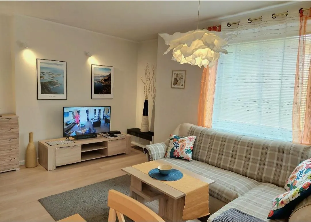 Apartament W Spokojnej Okolicy Nr2 - Sopot Kamienny Potok 0*,  Pologne